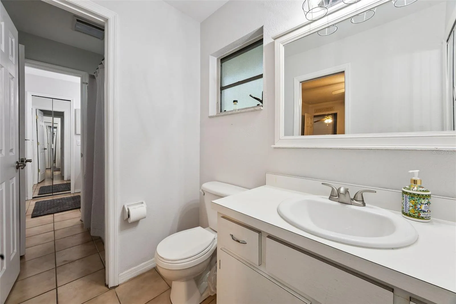 Jack & Jill Bathroom