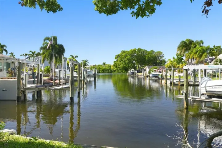 Waterview at 4700 14th St NE, St Petersburg.