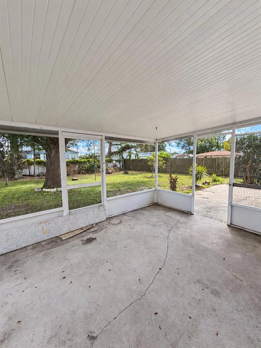 screened in porch