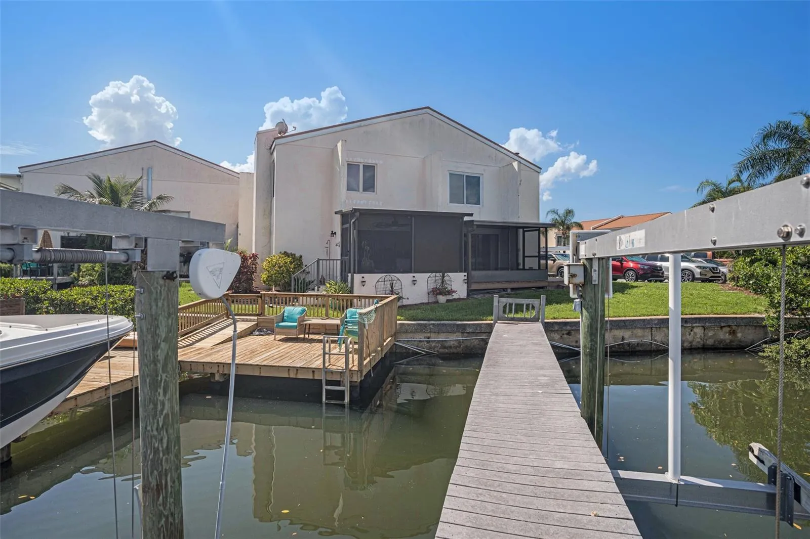 Private-deeded dock