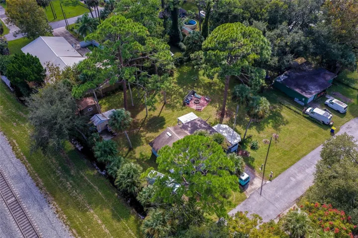 300 Alice St and adjacent lot
