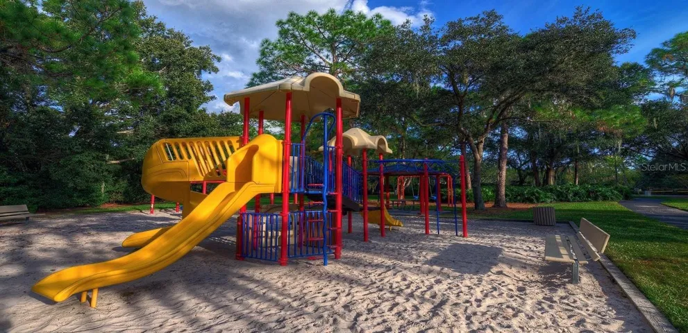 Lansbrook Commons playground