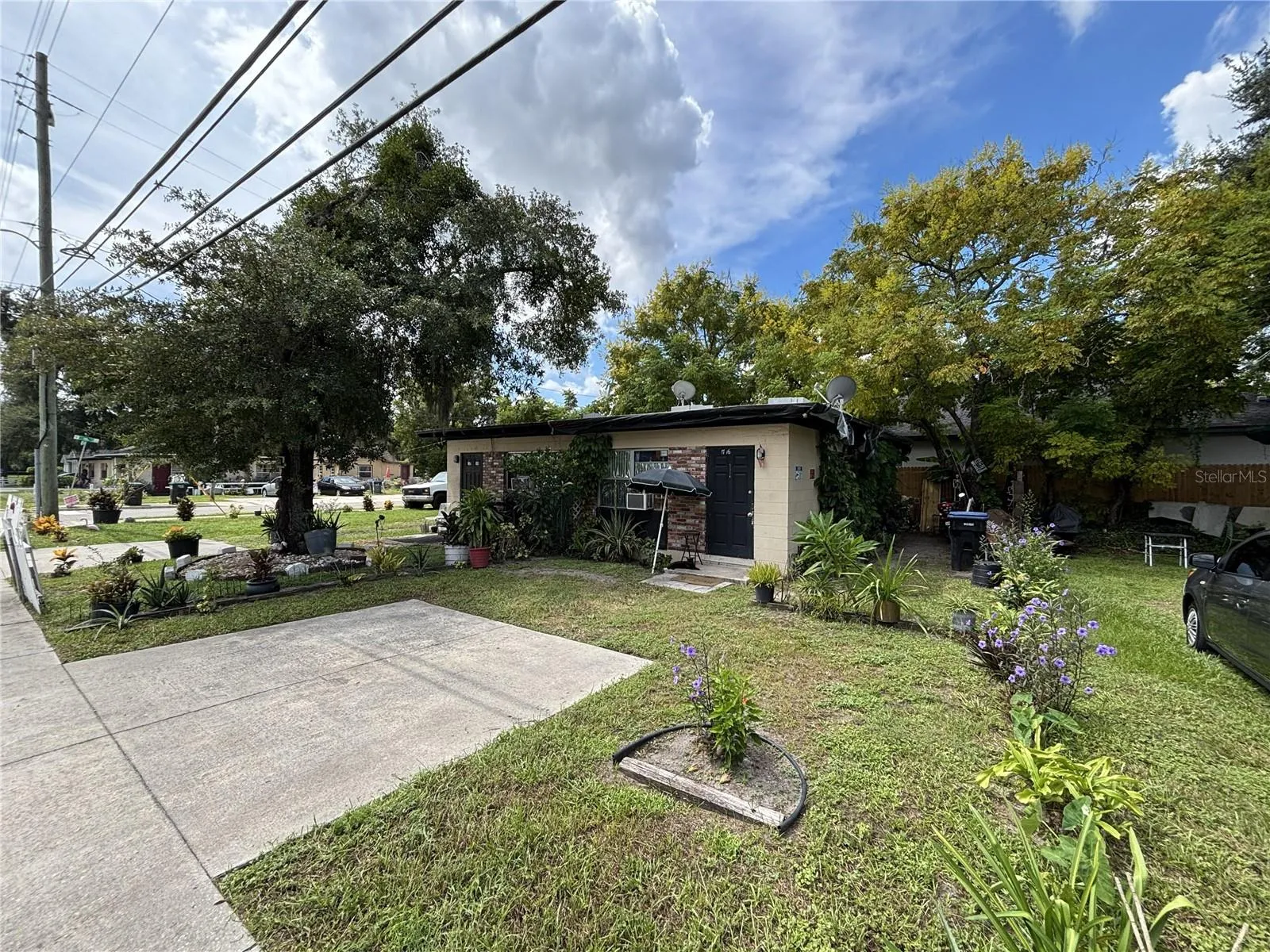 1716-1718 Westmoreland Front (L Duplex)