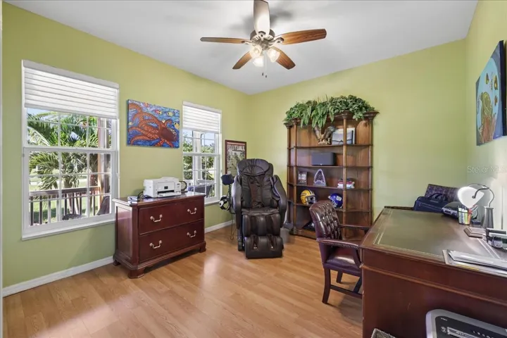 Office or 4th bedroom