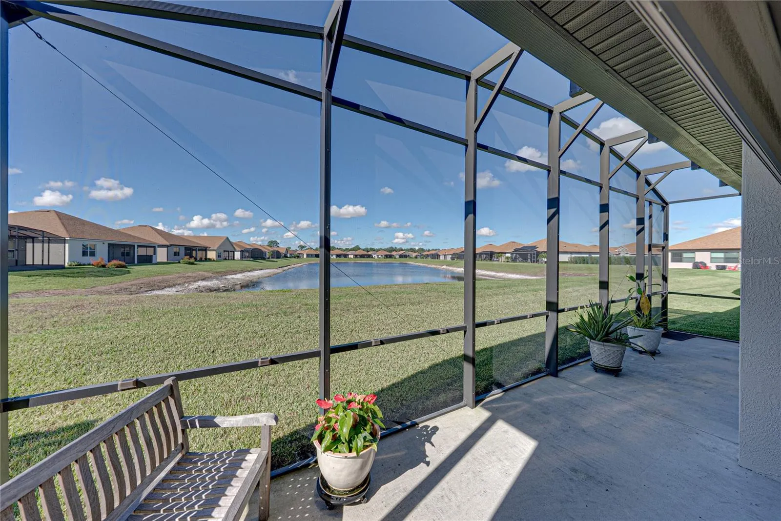 Extended, screened veranda