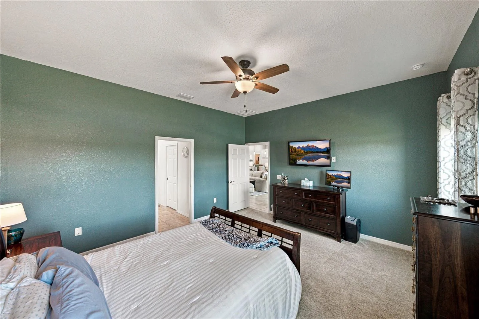Primary bedroom