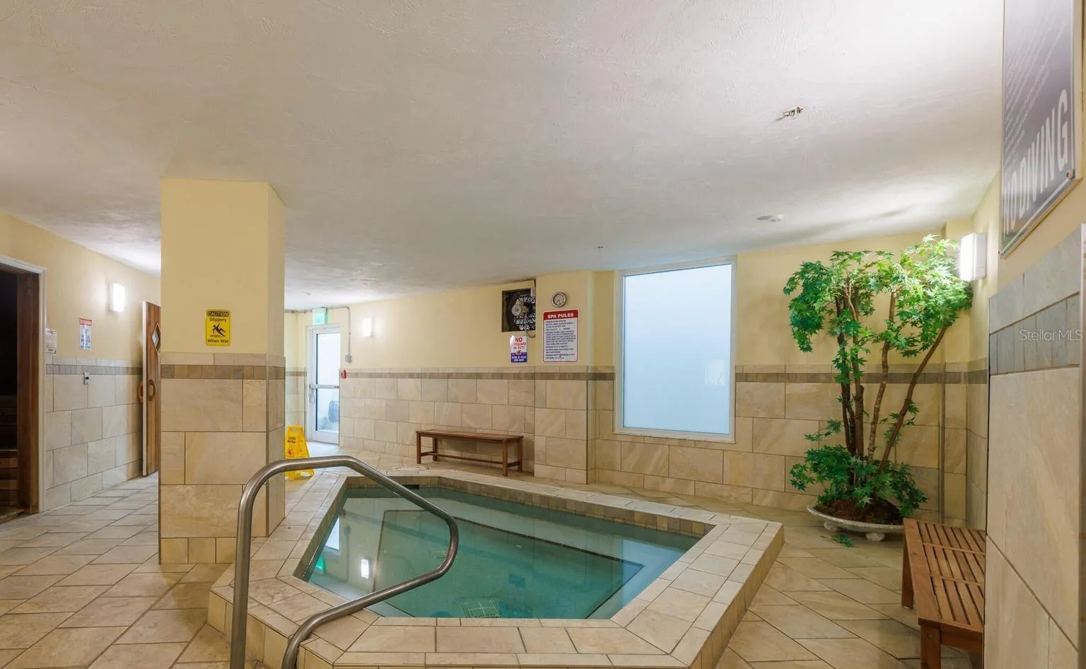 Hot tub