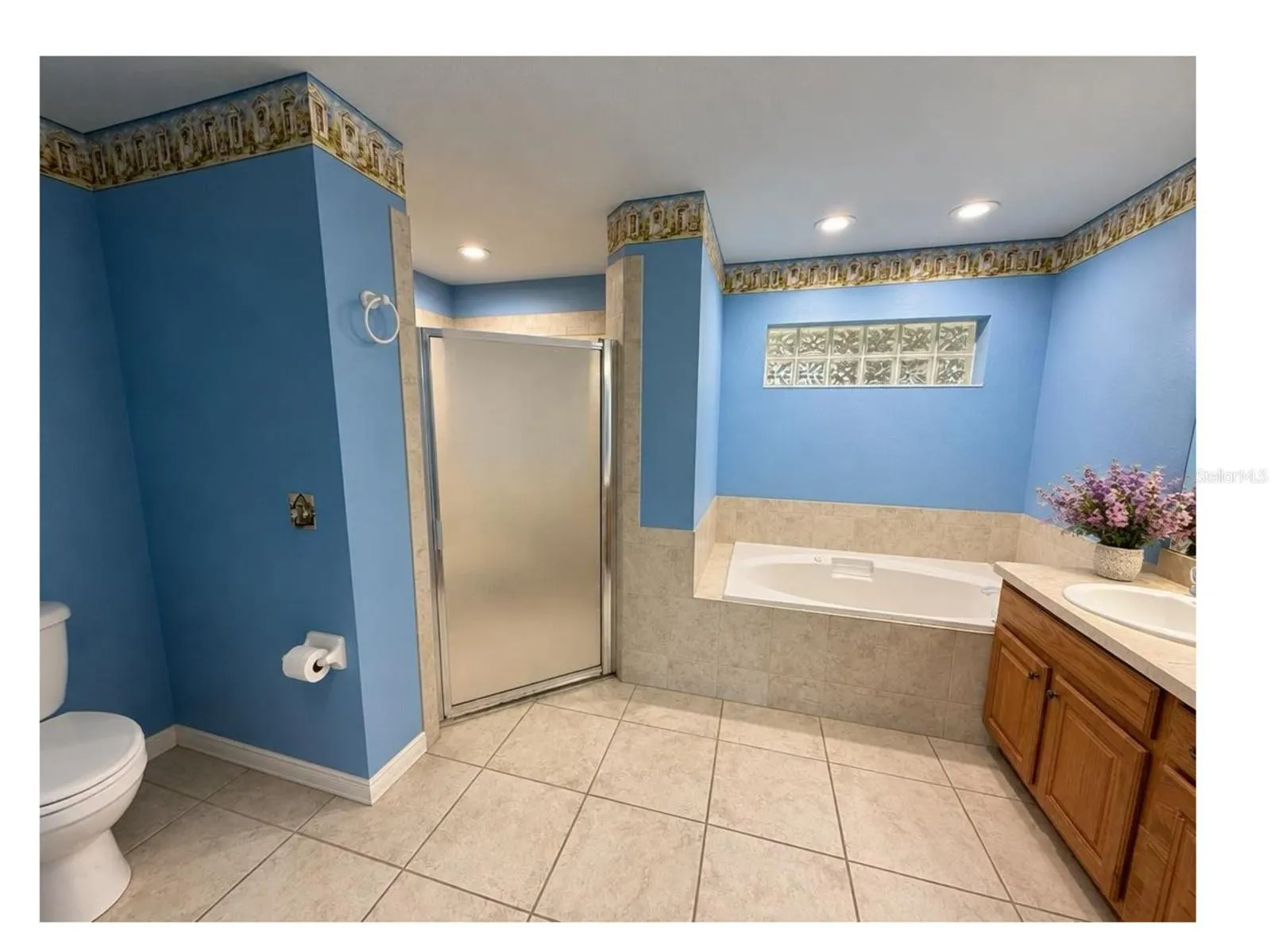 Masterbathroom