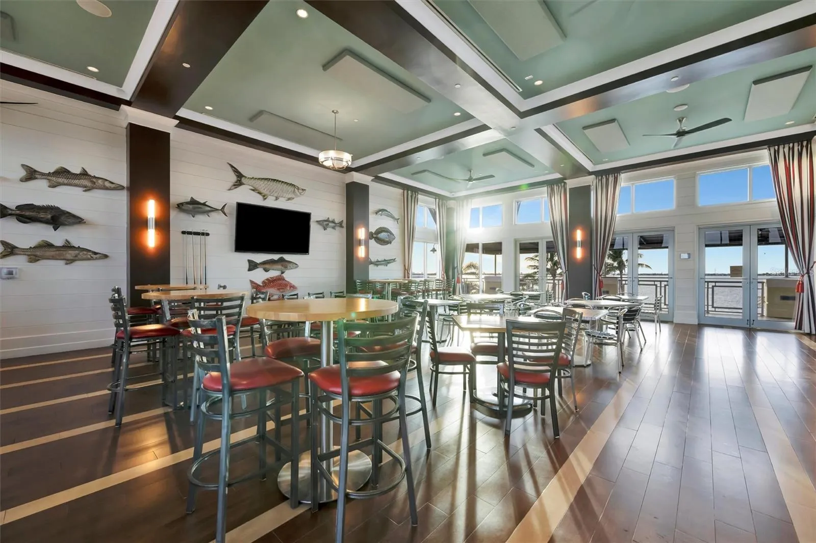 SkyBar Lounge