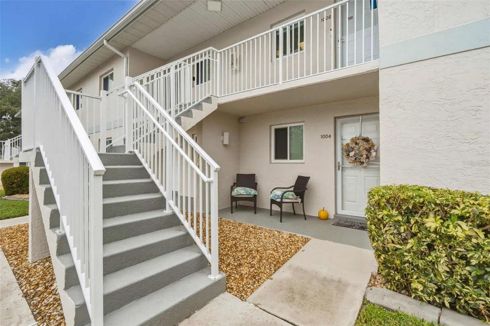 Well Maintained Condo Community with Convenient Front Row Parking