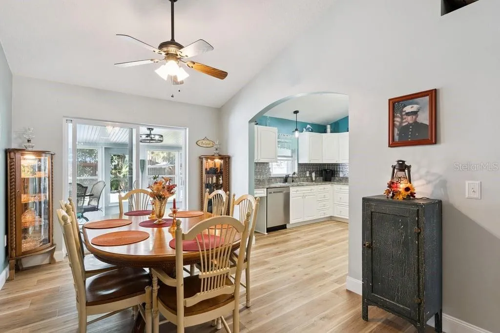 View of kitchen entry from diningroom