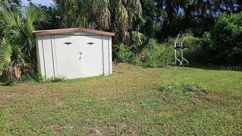 Nice shed for all your yard work equipment