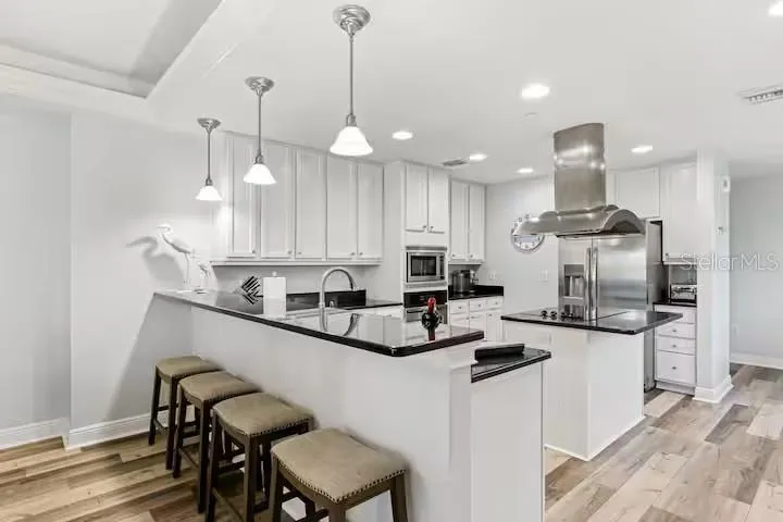 Nice kitchen for entertaining