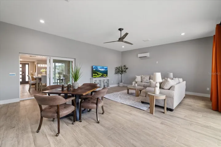 Family room for many uses
