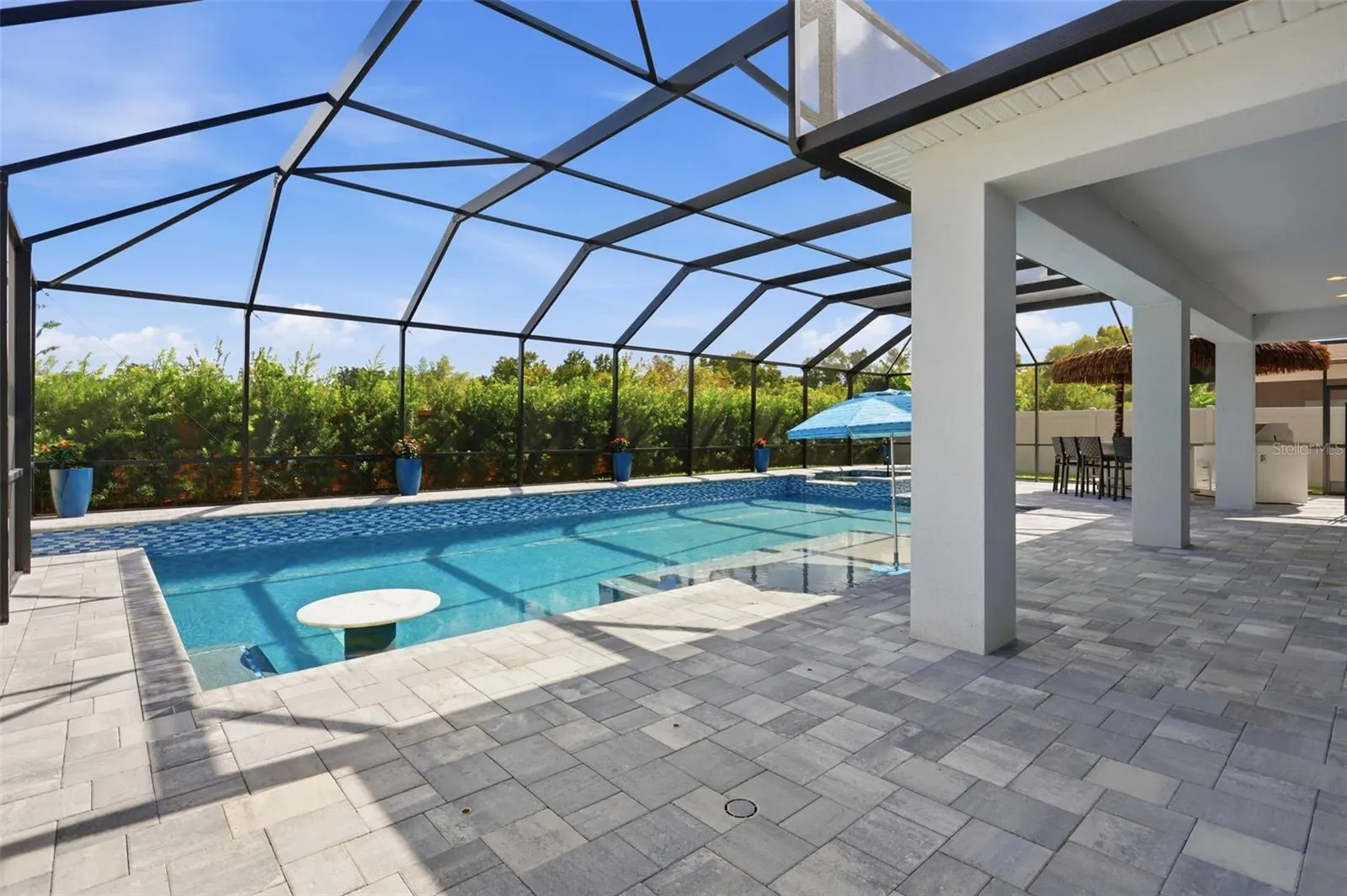 53'X36' screened pool and lanai