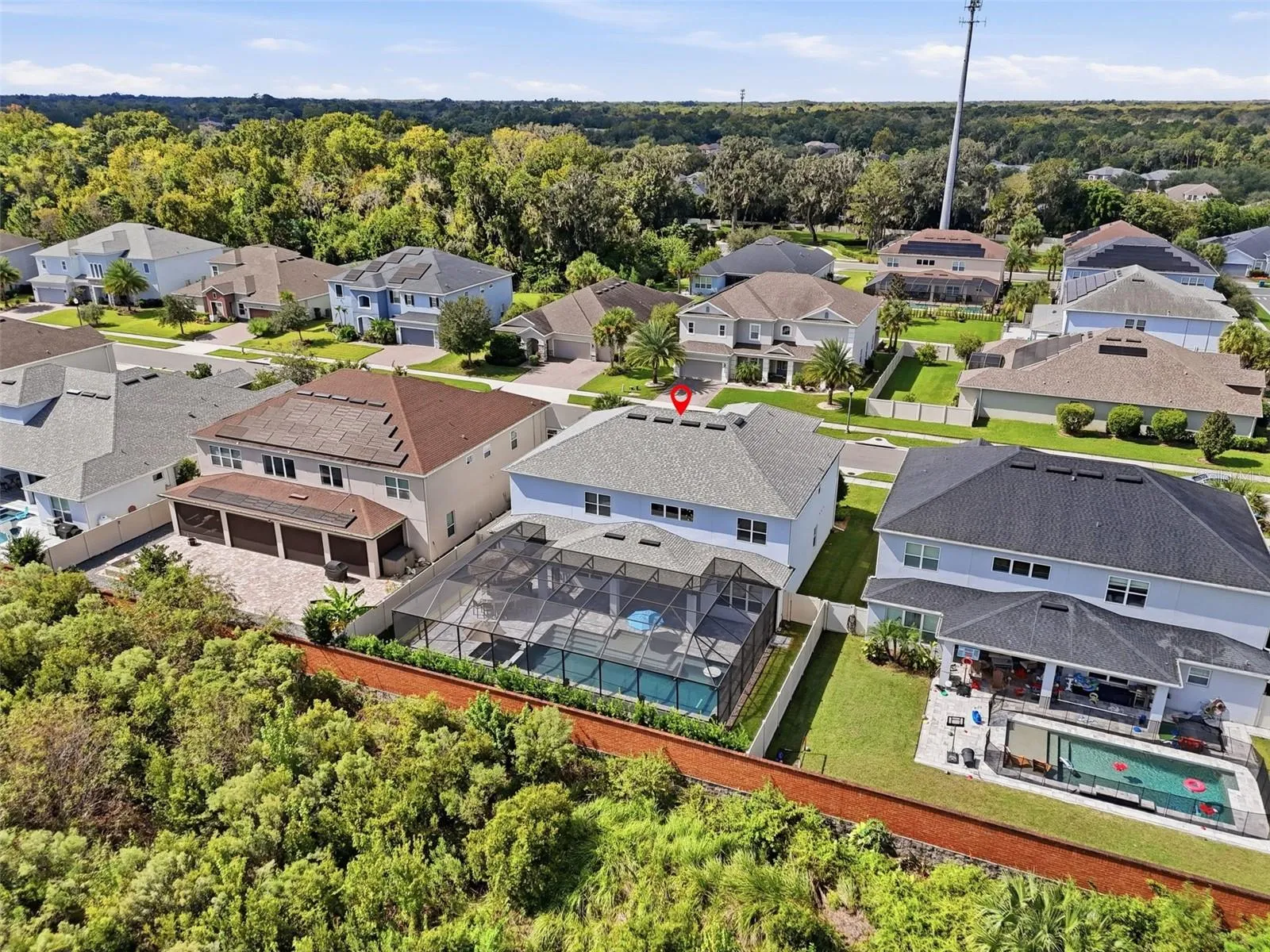 Southern oaks provides convenient access to SR 417 making commuting a breeze