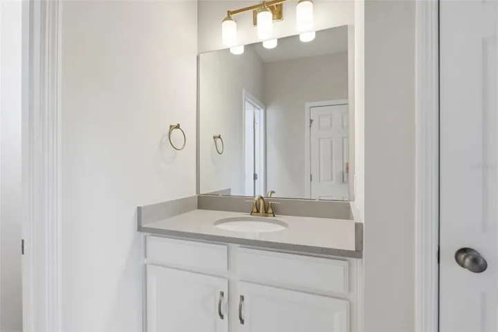 Dressing area outside bedroom 6