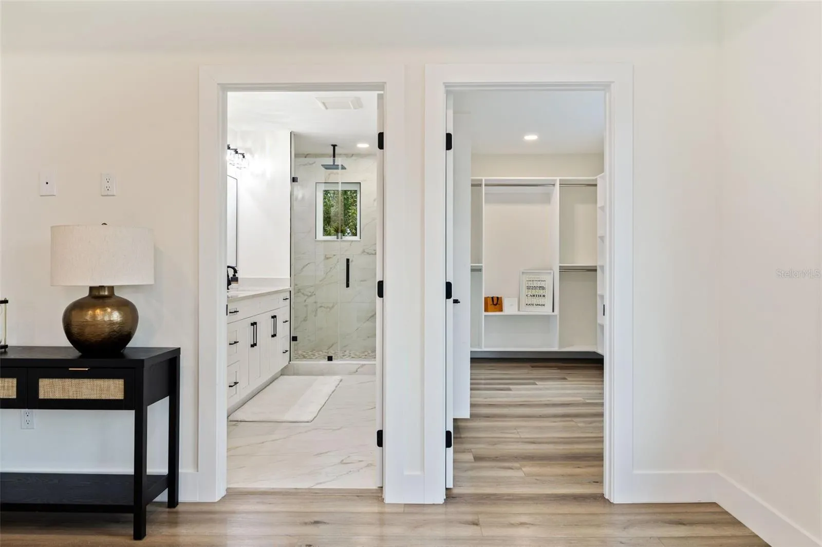 Primary suite