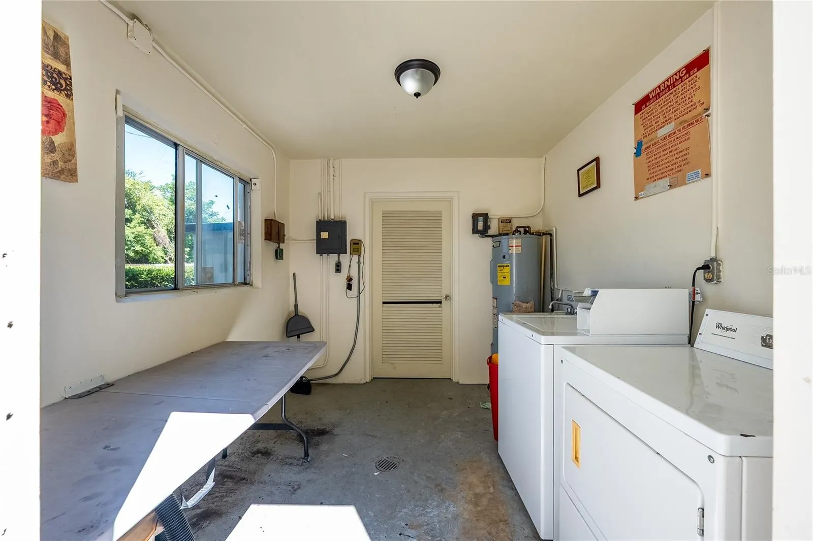 On site coin laundry room