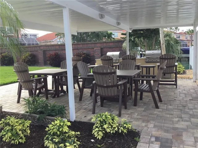 Grill eating area