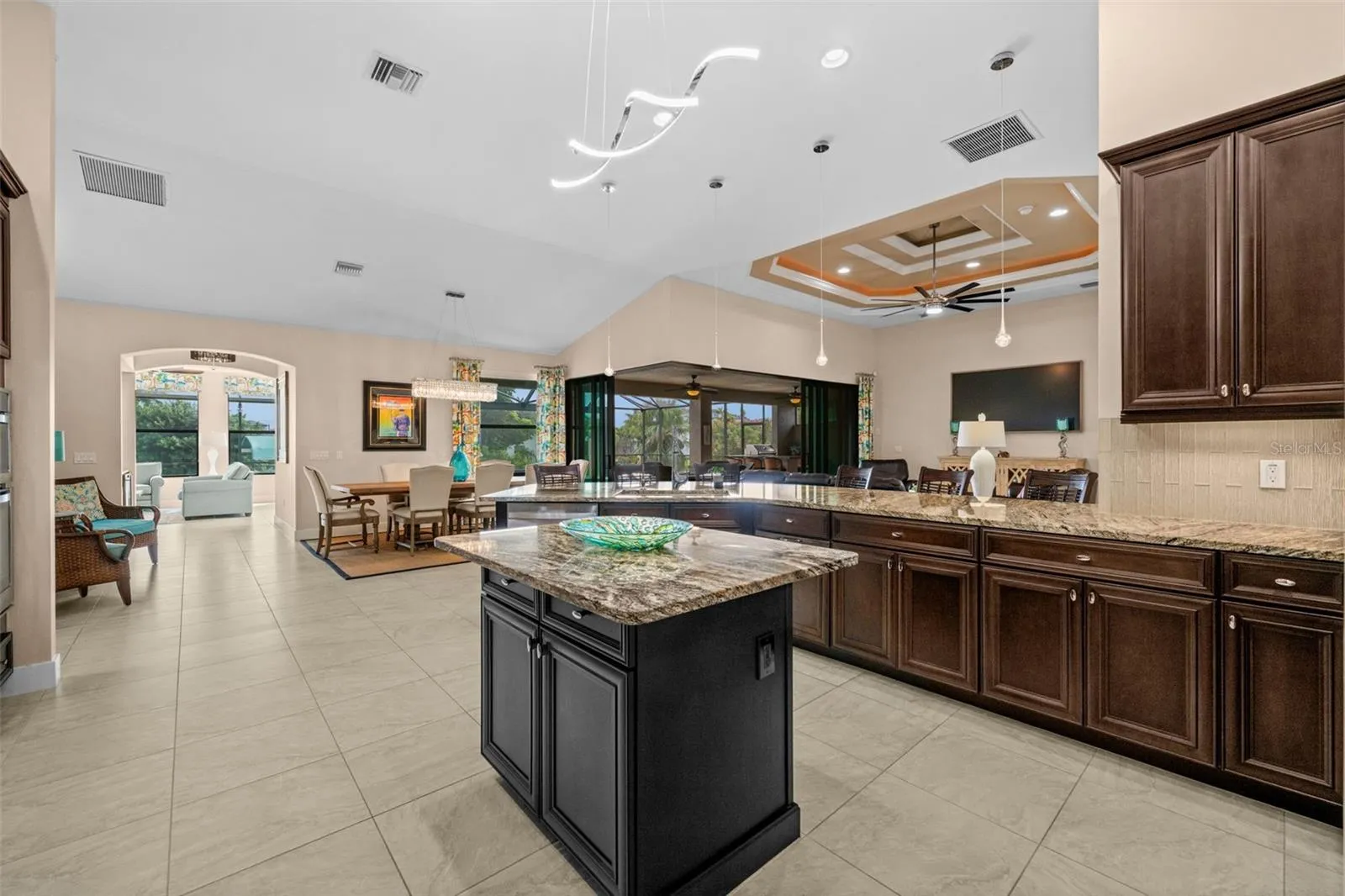 Kitchen with Island