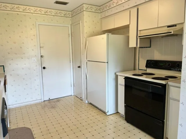 Virtual Staged Kitchen