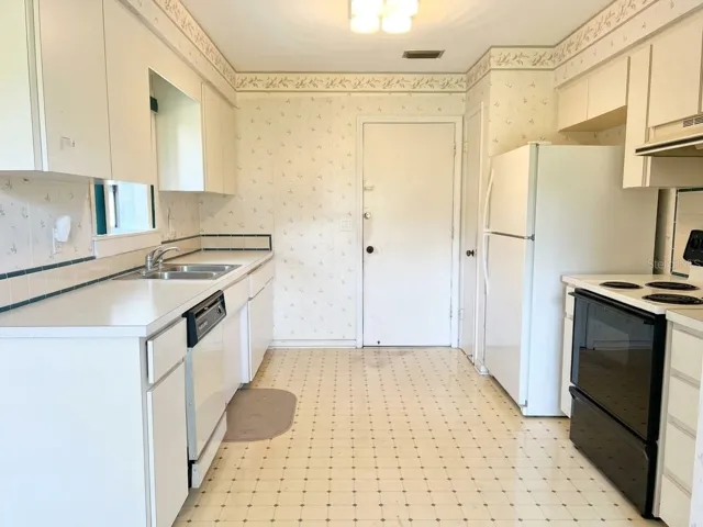 Virtual Staged Kitchen