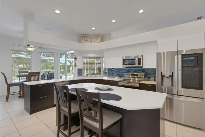 Modern cabinetry and quartz counter tops