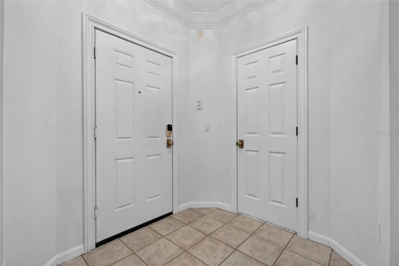 Foyer + Closet