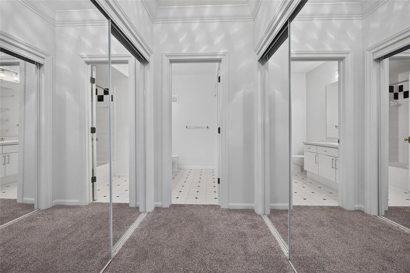 Primary Bedroom / Closets