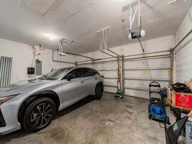3 car garage