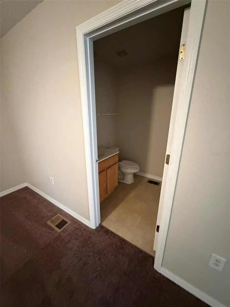 upstairs hall bath entry