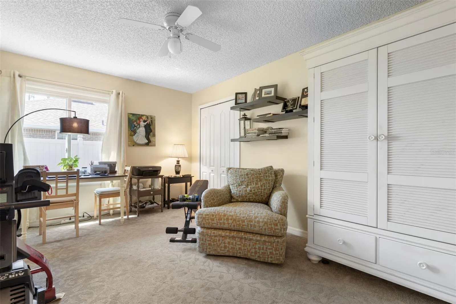 Why limit the possibilities? Guest bedroom #2 offers the flexibility to become a home office, fitness space, hobby room, or an additional bedroom when company comes to town.