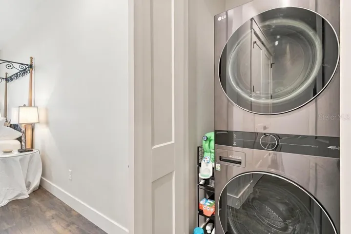 Additional washer and dryer for guest in 'en-suit" two