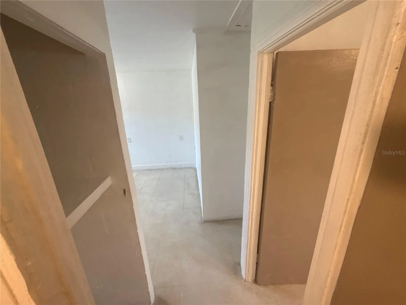 Unit B Vacant