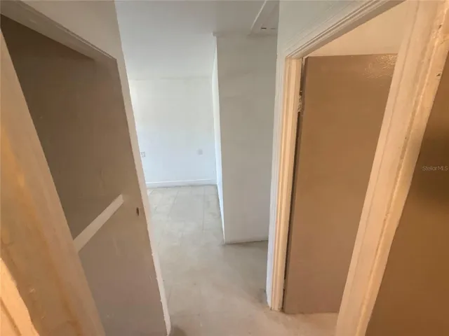 Unit B Vacant