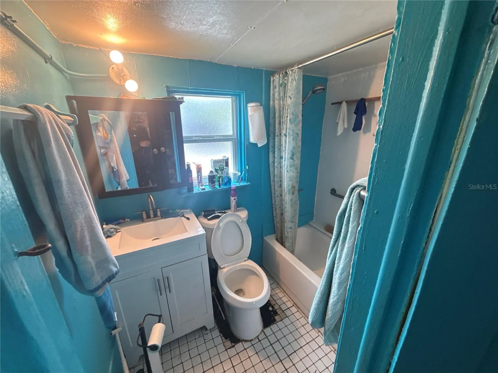 Unit C - Vacant at closing