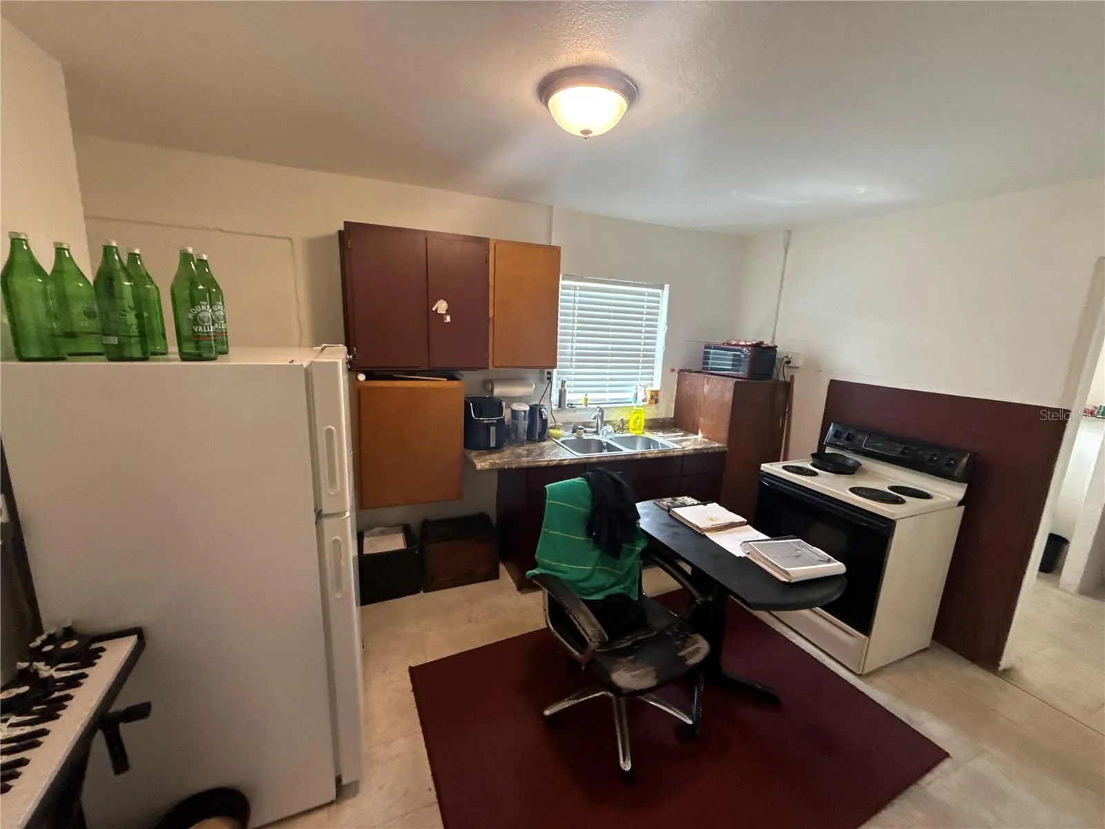 Unit B - Lease ends 3/2027