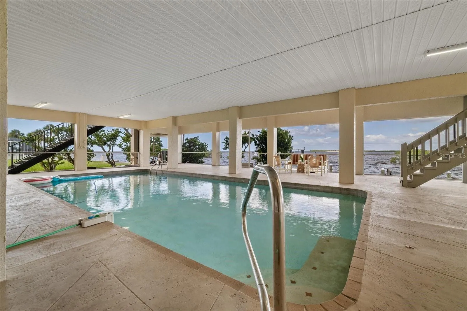 Covered pool