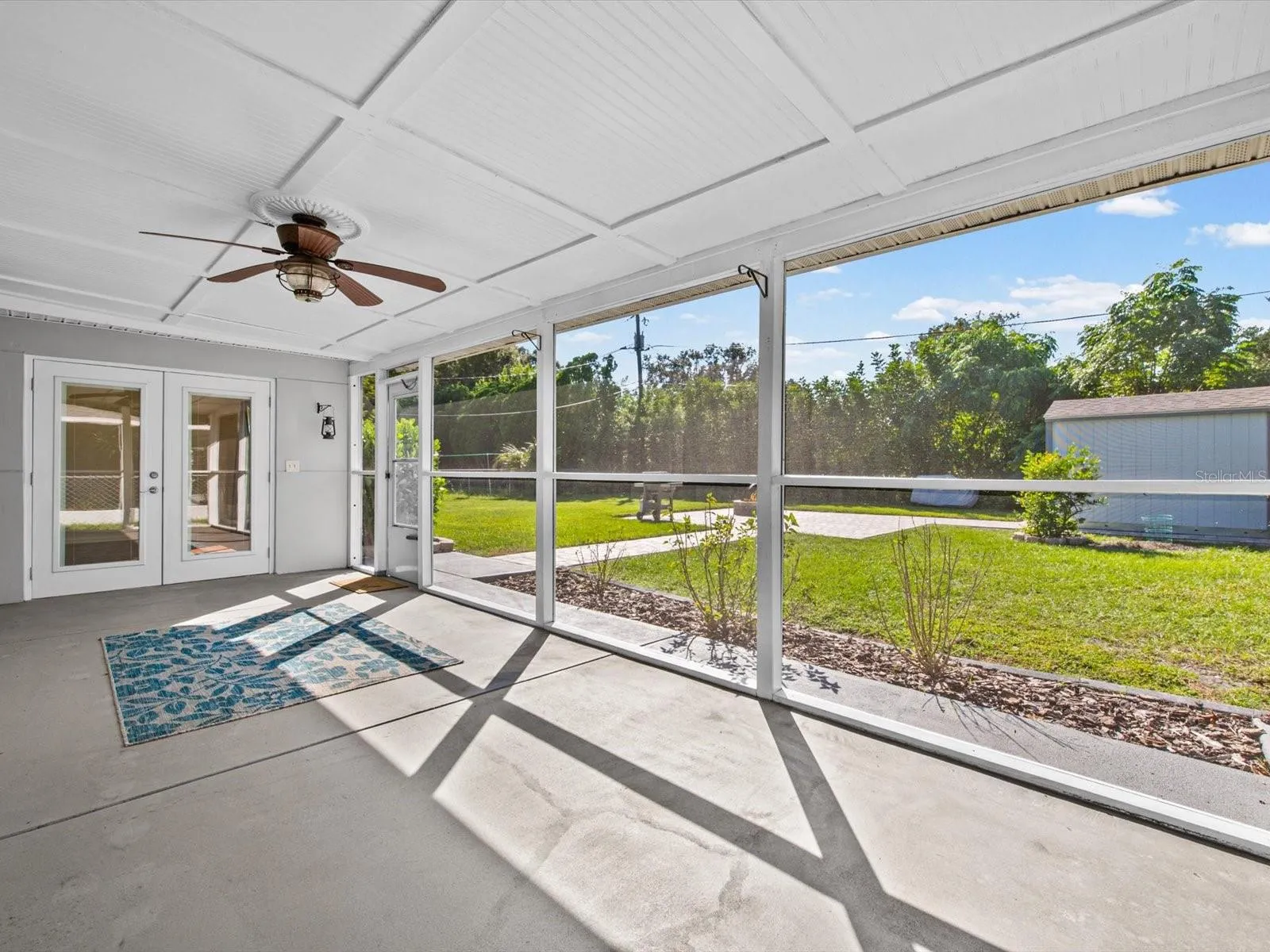 Screened in porch