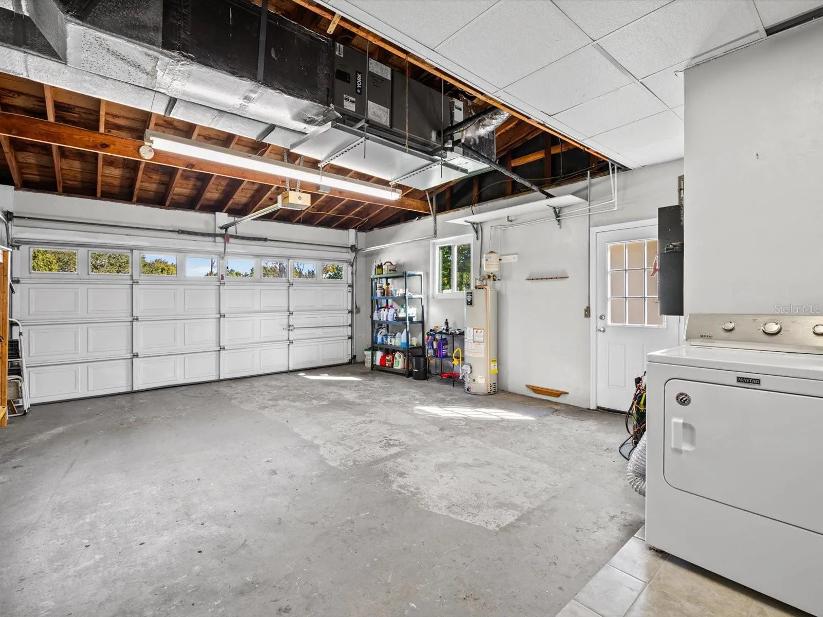 Spacious Garage