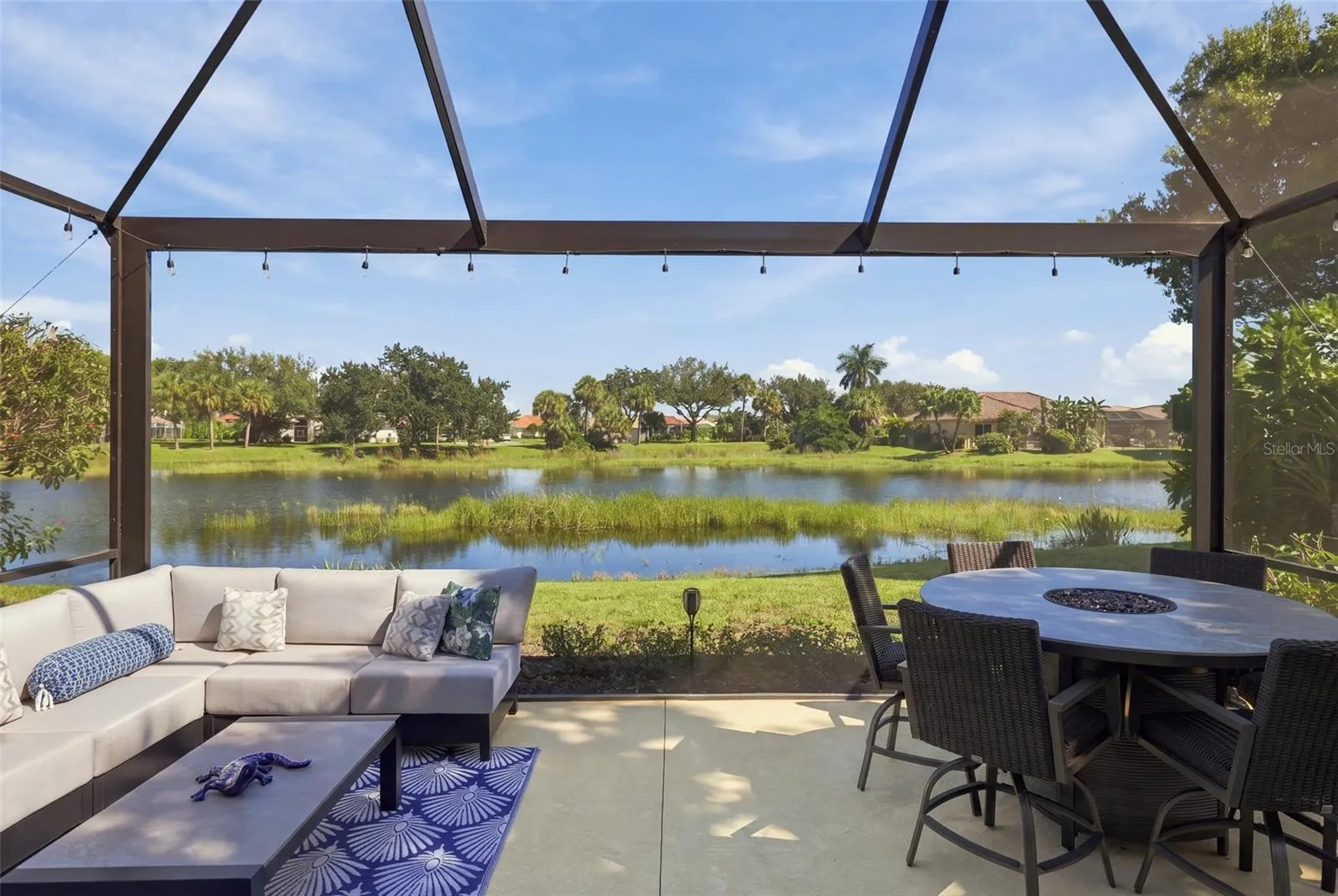 New extended lanai with panoramic screen view