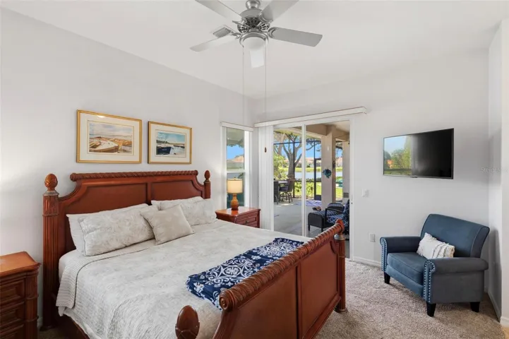 Primary bedroom with access to lanai