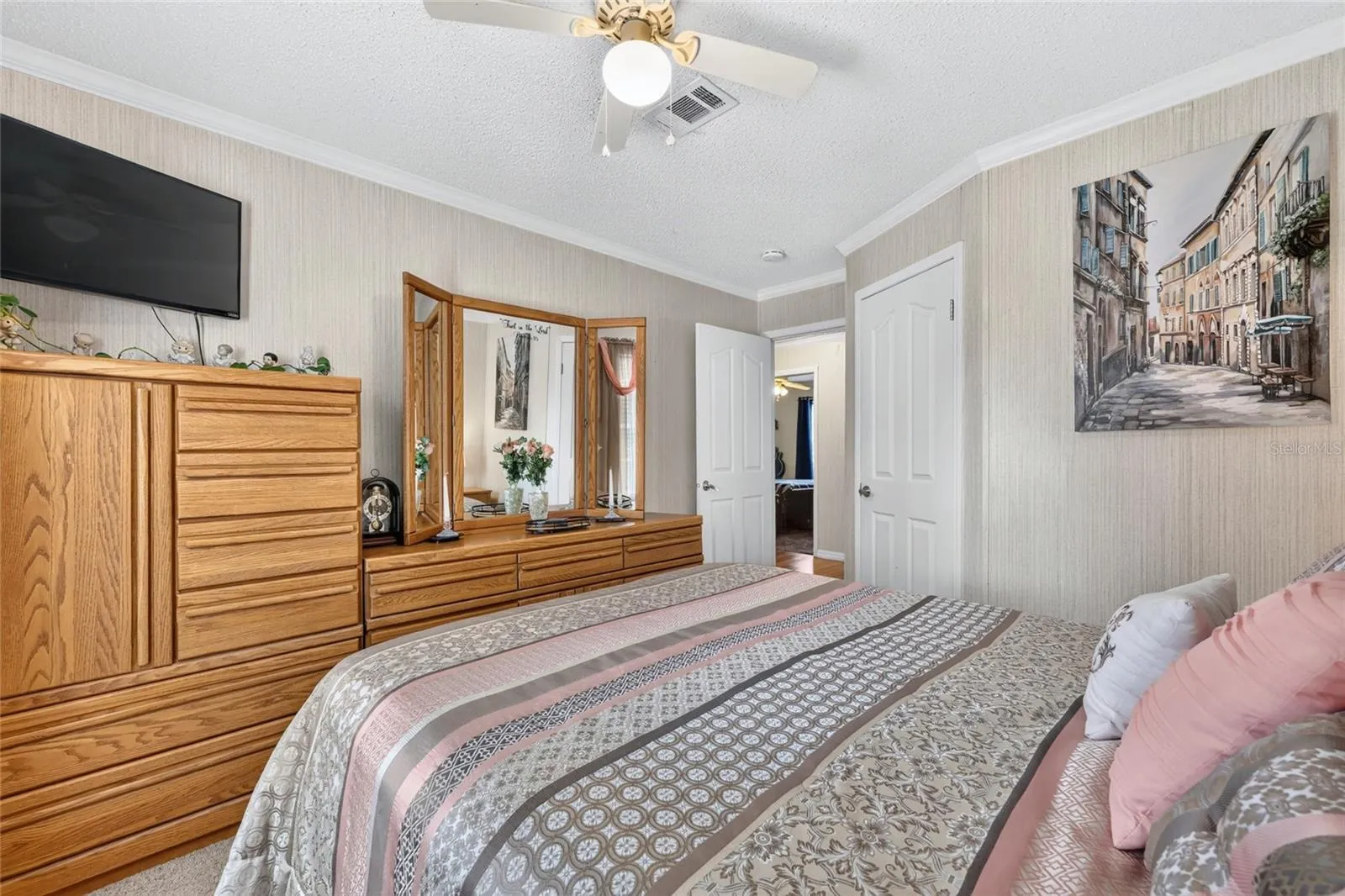 Guest Bedroom #2