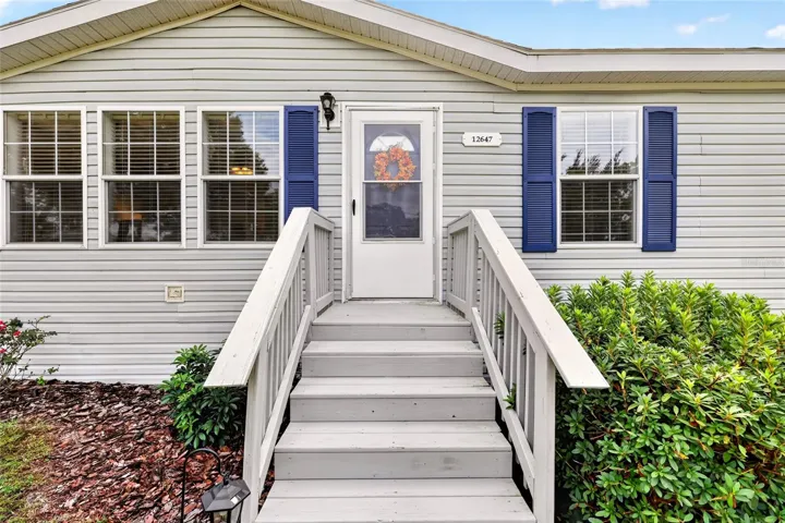 Welcoming entryway
