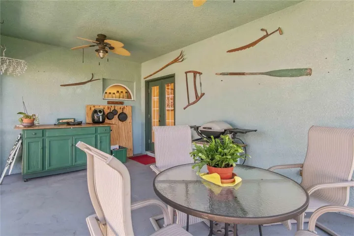 Screened patio