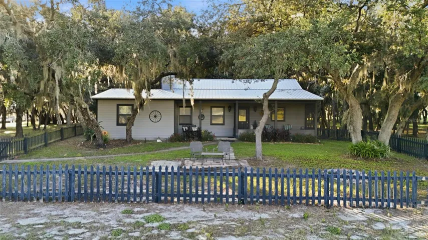 Ranch house