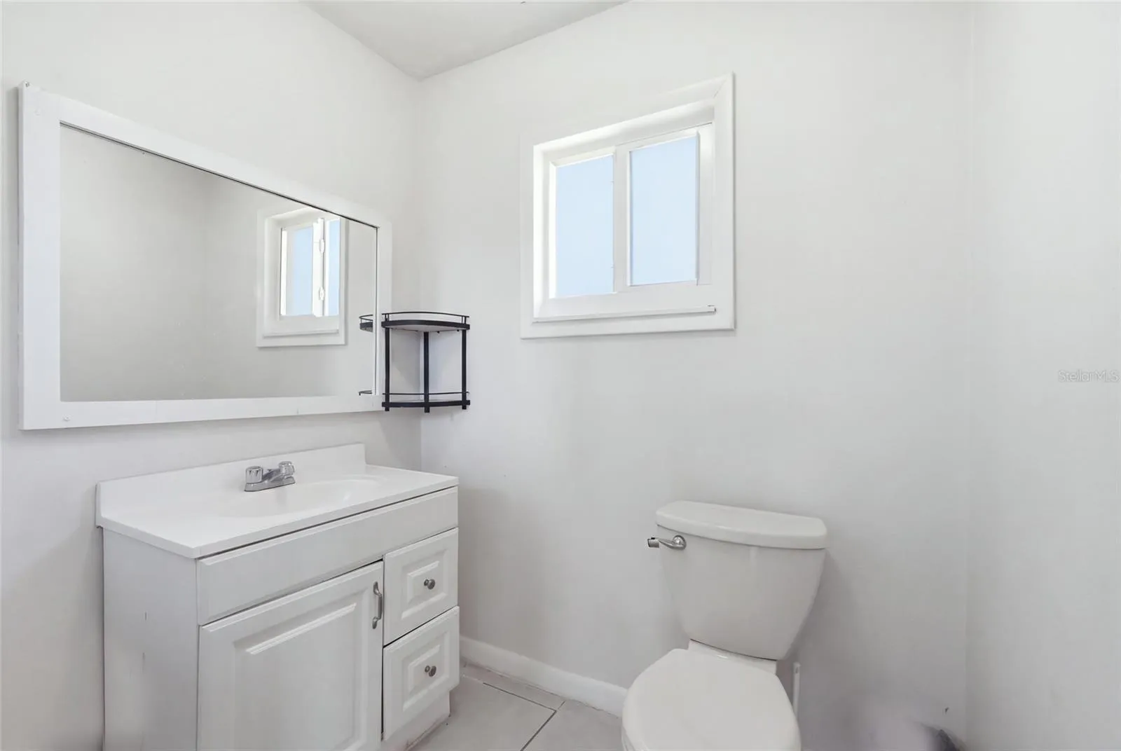 1/2 Bath in Primary Bedroom