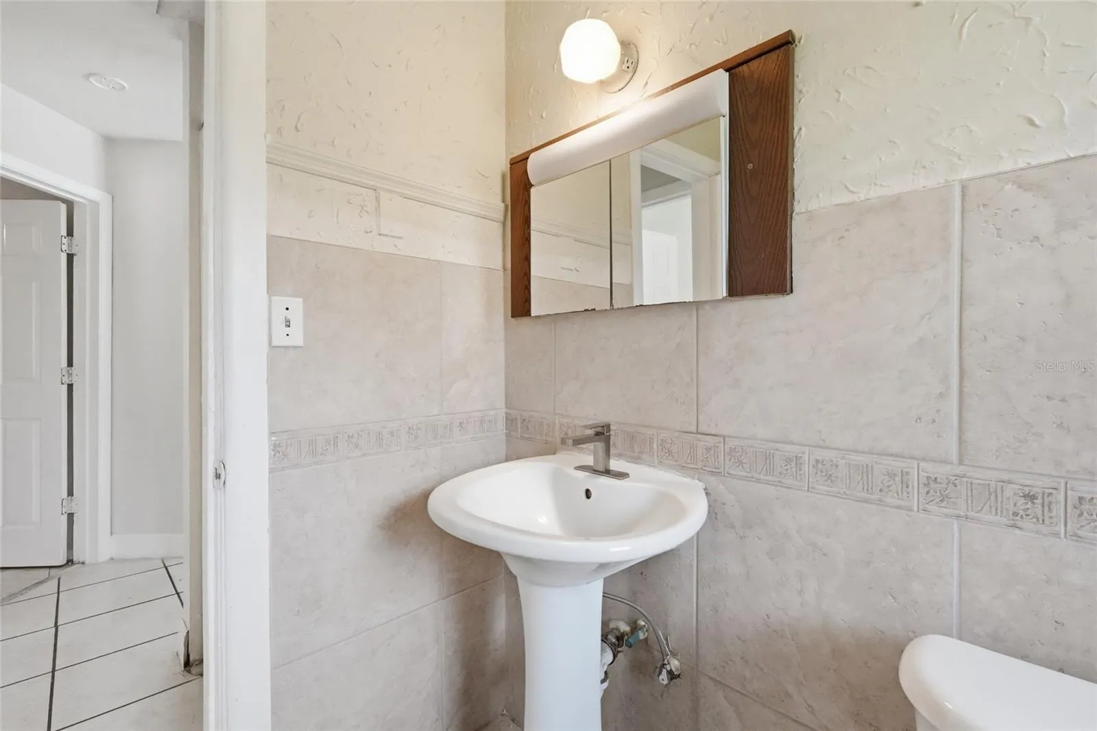 Bath 2418