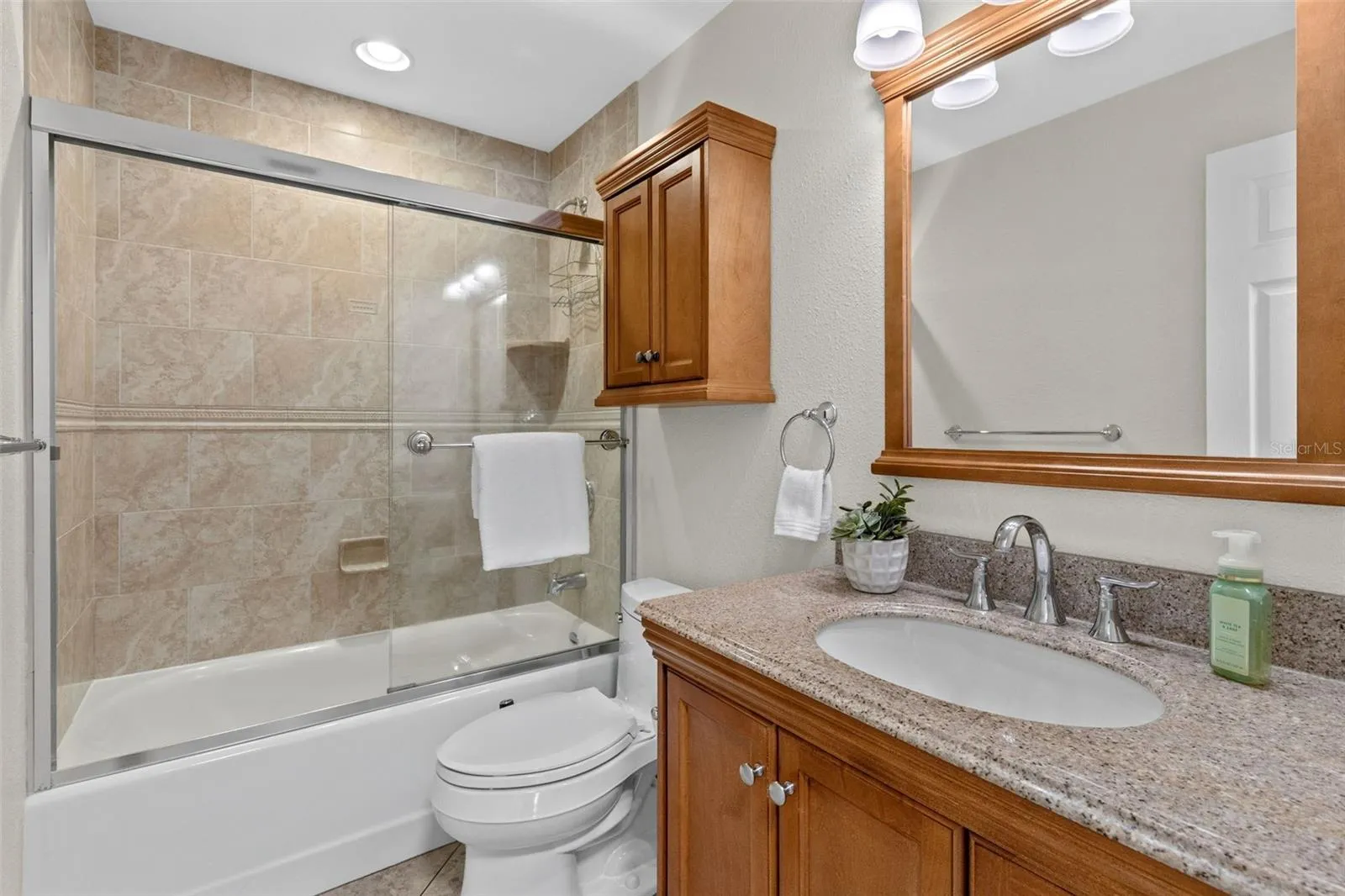 shared guest bath